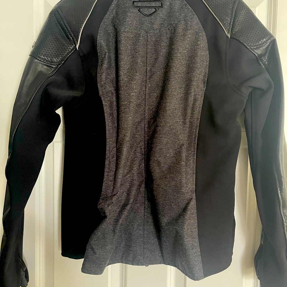 Black and gray Harley-Davidson jacket